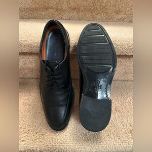 Cole Haan Black Leather Lace-Up Oxfords